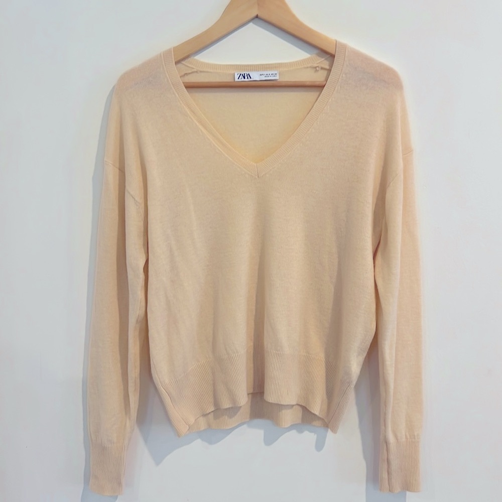 Zara Lightweight V Neck Sweater - Size S